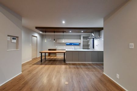 見晴らしとくつろぎを愉しむ住まい